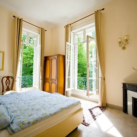 Chateau Berard 4* Uzès